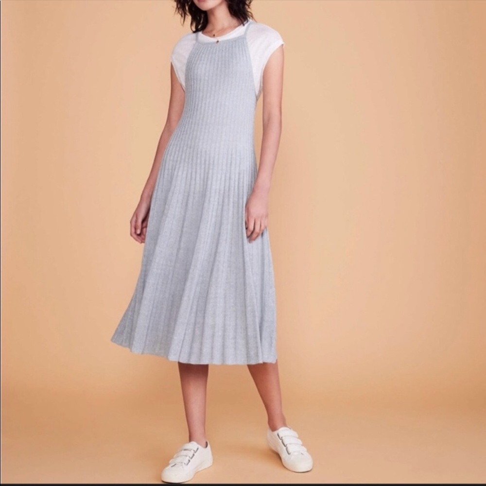NEW Lou & Grey Knit Pleated Tie Back Midi Dress